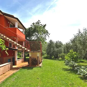 Zita With 1 Bedroom In Relaxing Surroundings Near Umago